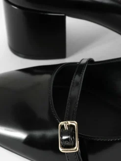 Babies à Talons Et à Triple Bride Rita Ora