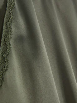 Bas De Pyjama En Satin à Finitions En Dentelle