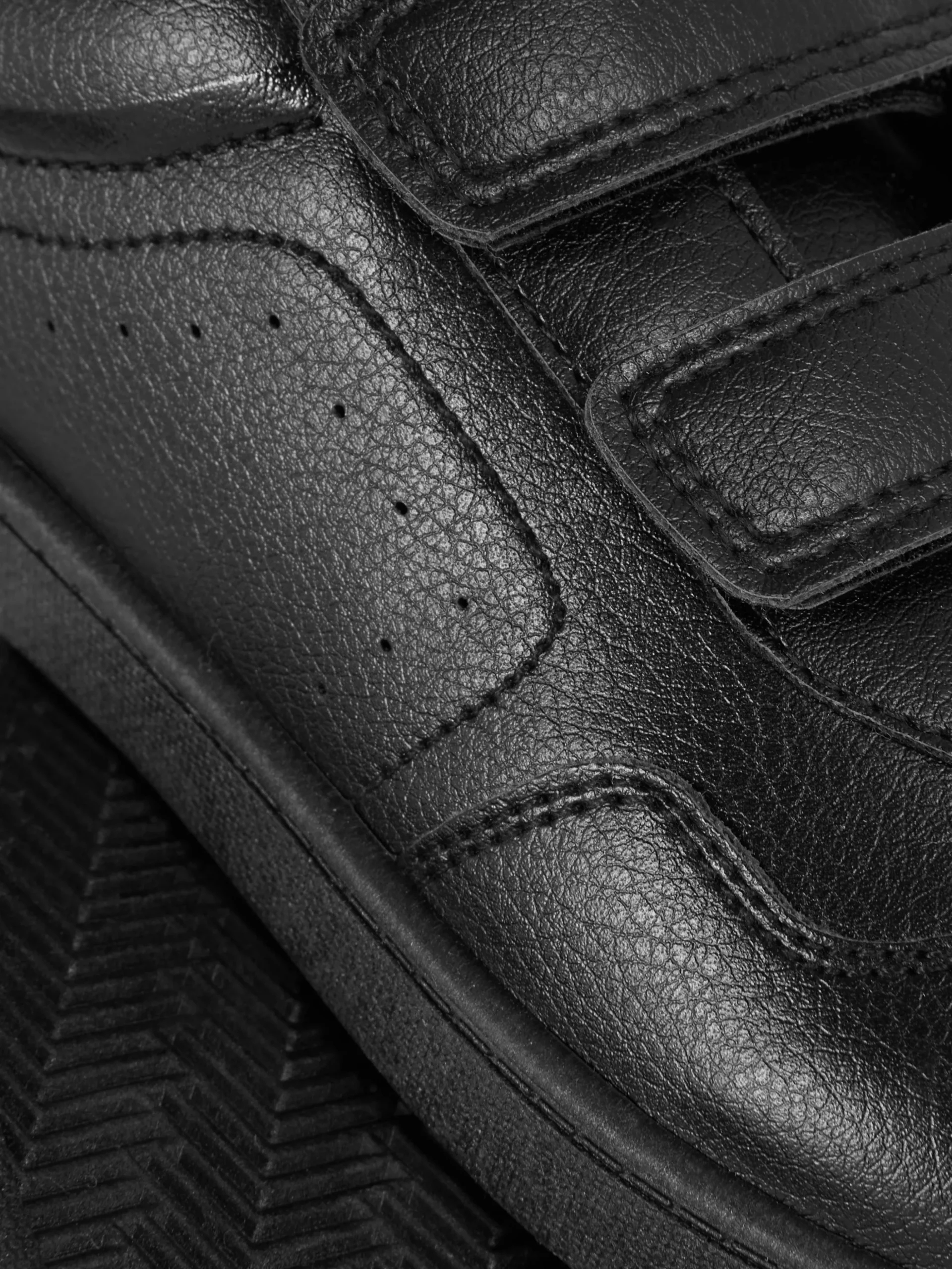 Baskets Basses à Double Bride