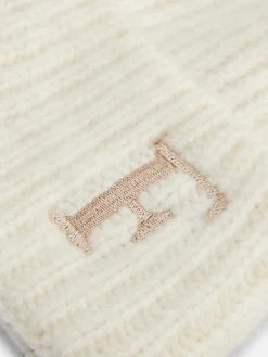 Bonnet à Pompon Avec Initiale Brodée