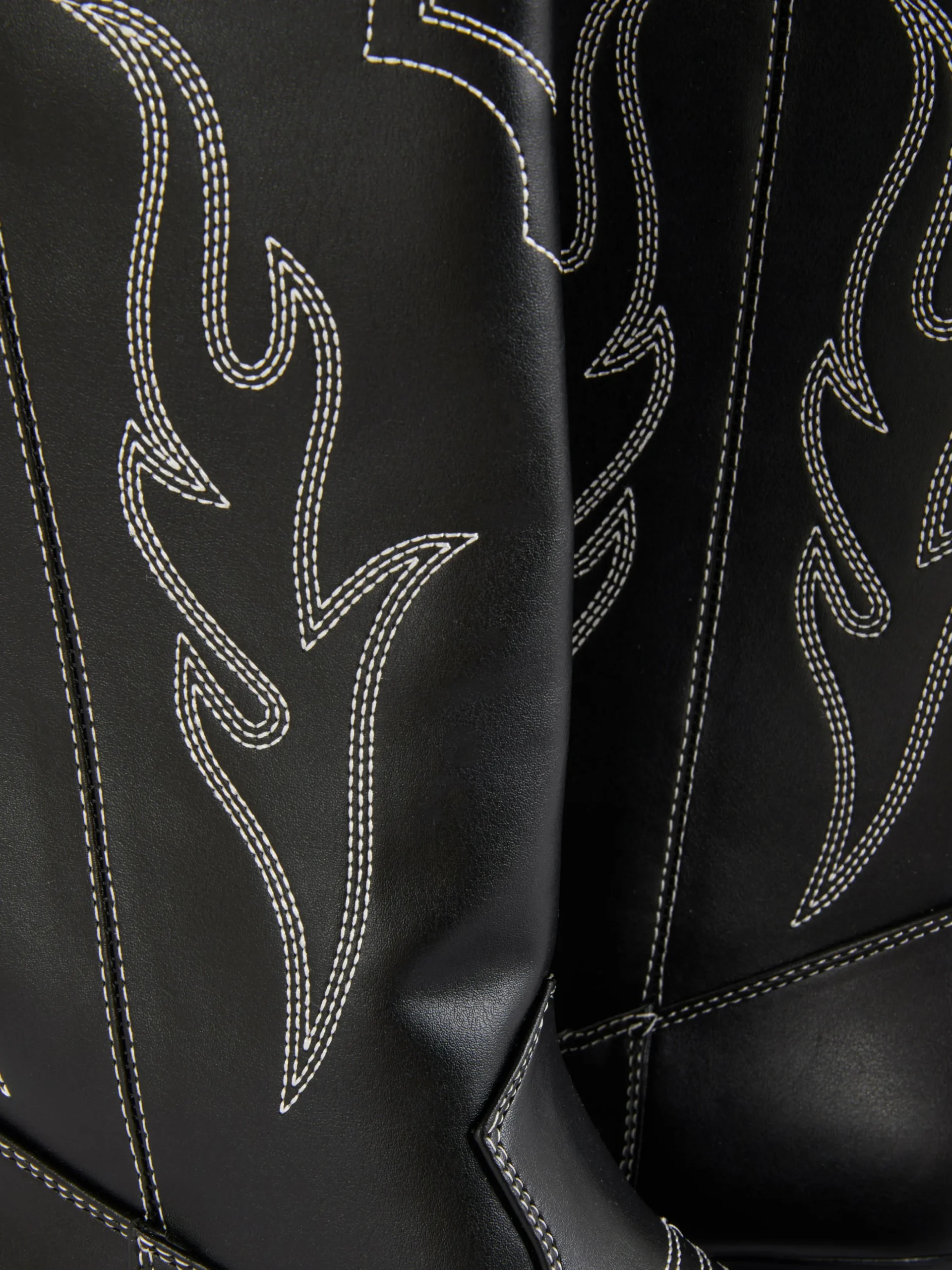 Bottes Santiags En Simili Cuir