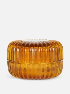 Bougie Parfumée Dans Un Pot Cannelé