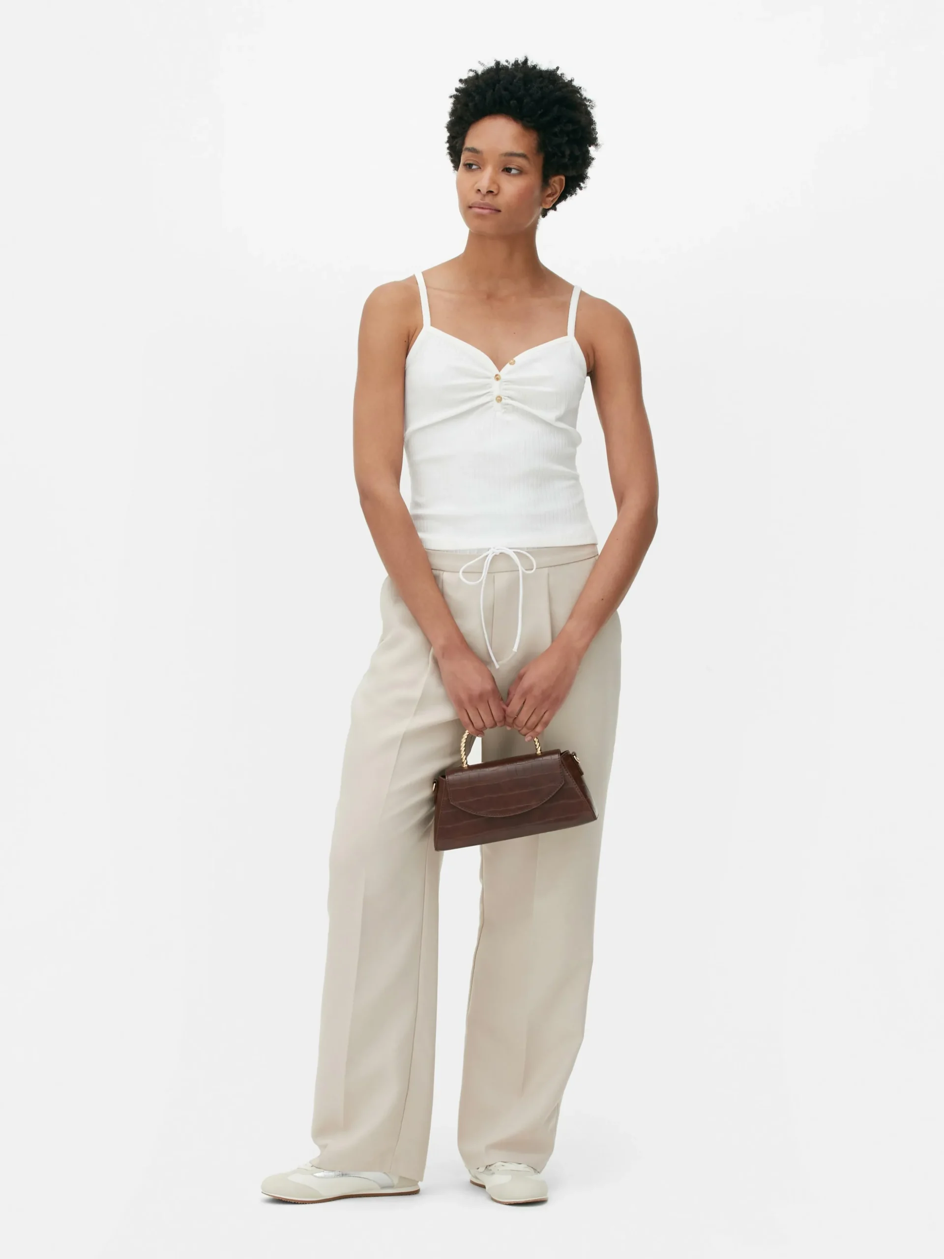 Caraco à Encolure Boutonnée