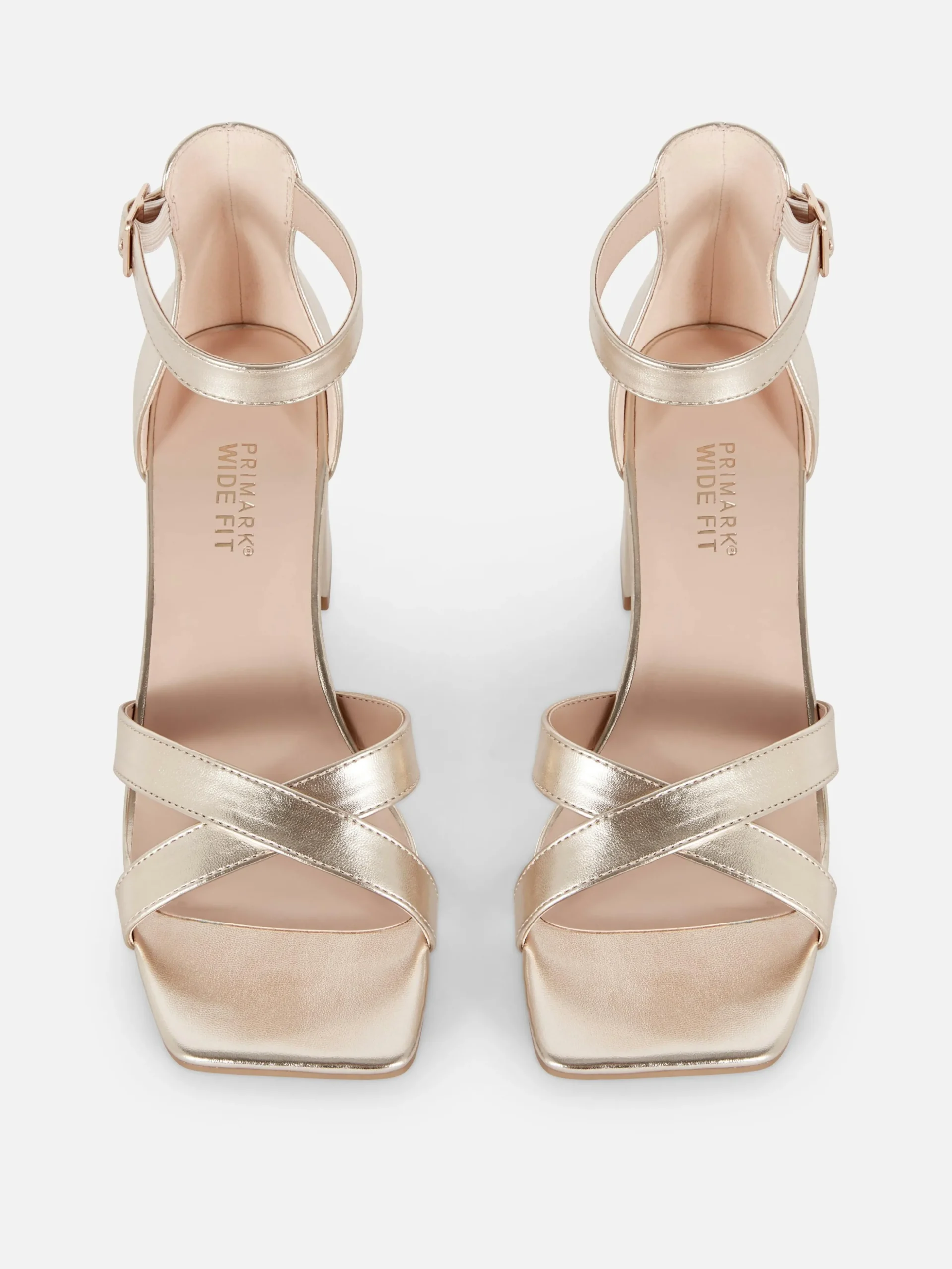 Chaussures à Talons Larges Avec Brides Croisées