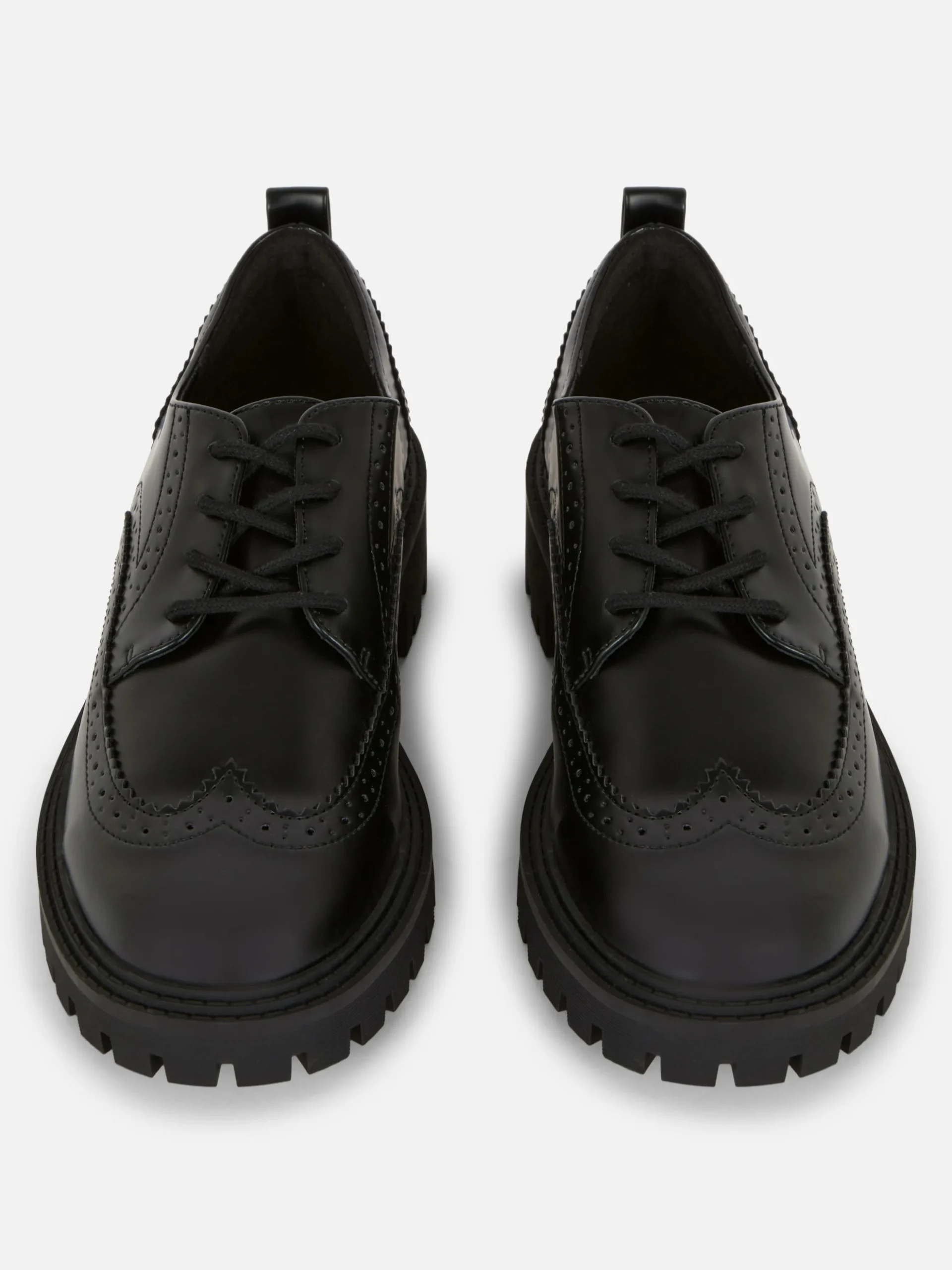 Chaussures Richelieu épaisses à Lacets