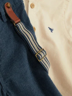 Chemise Boutonnée Et Pantalon Avec Bretelles