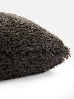 Coussin Carré En Fausse Fourrure