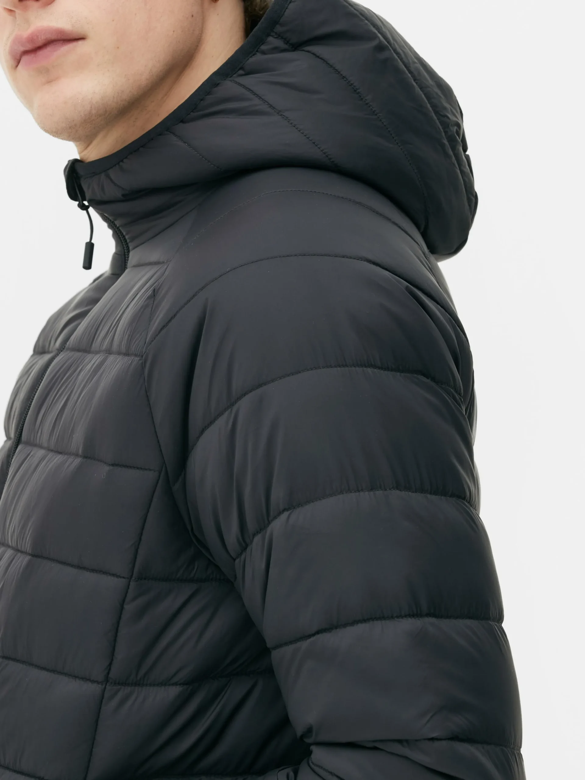 Doudoune à Capuche Indispensable