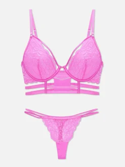 Ensemble Soutien-gorge Et String En Dentelle