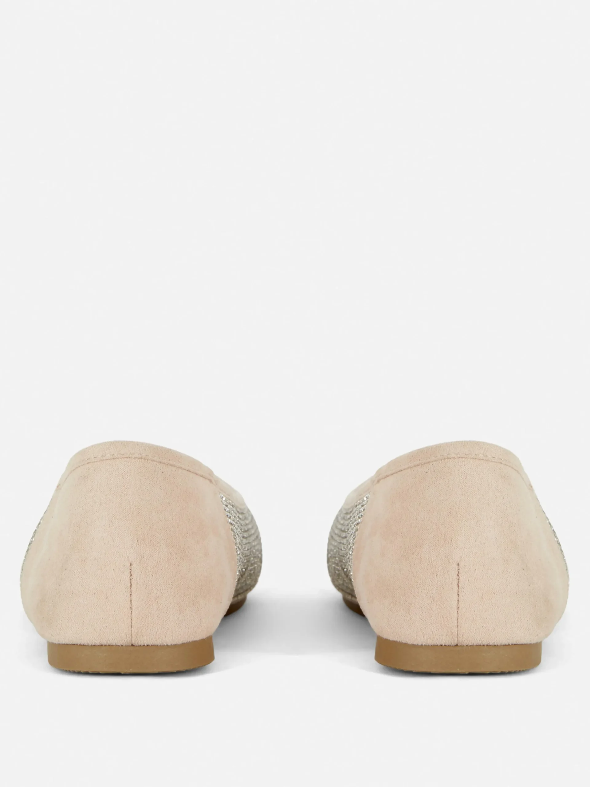 Escarpins Cloutés à Bout Carré