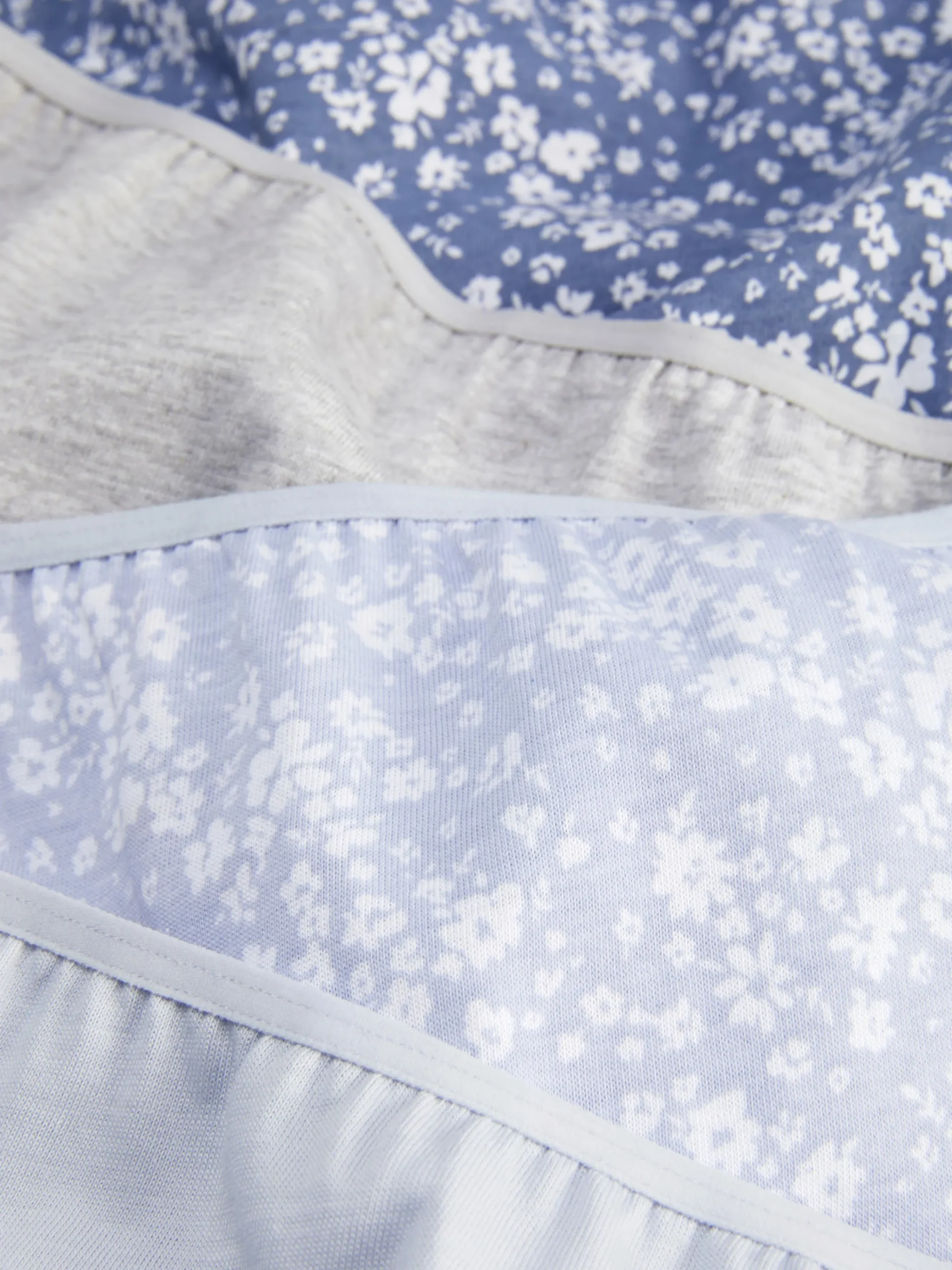 Lot De 4 Culottes Assorties