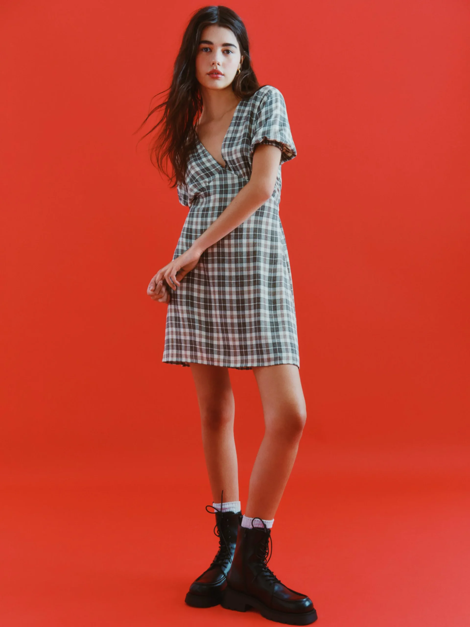 Mini Robe à Carreaux Et Col En V