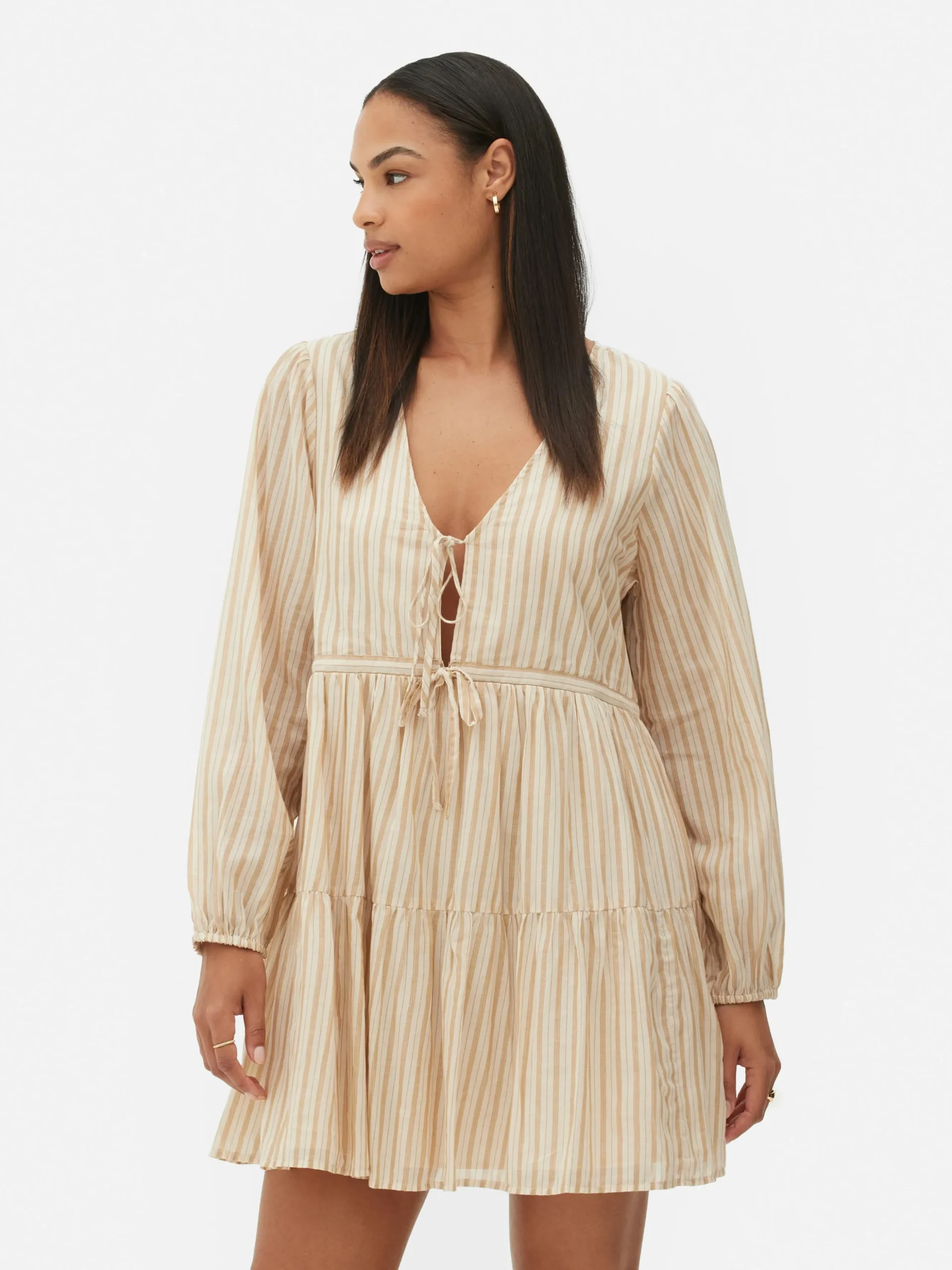 Mini Robe à Smocks Nouée Sur Le Devant