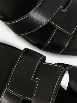 Mules à Talons Avec Bride à Maillon