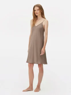 Nuisette En Satin à Col En V