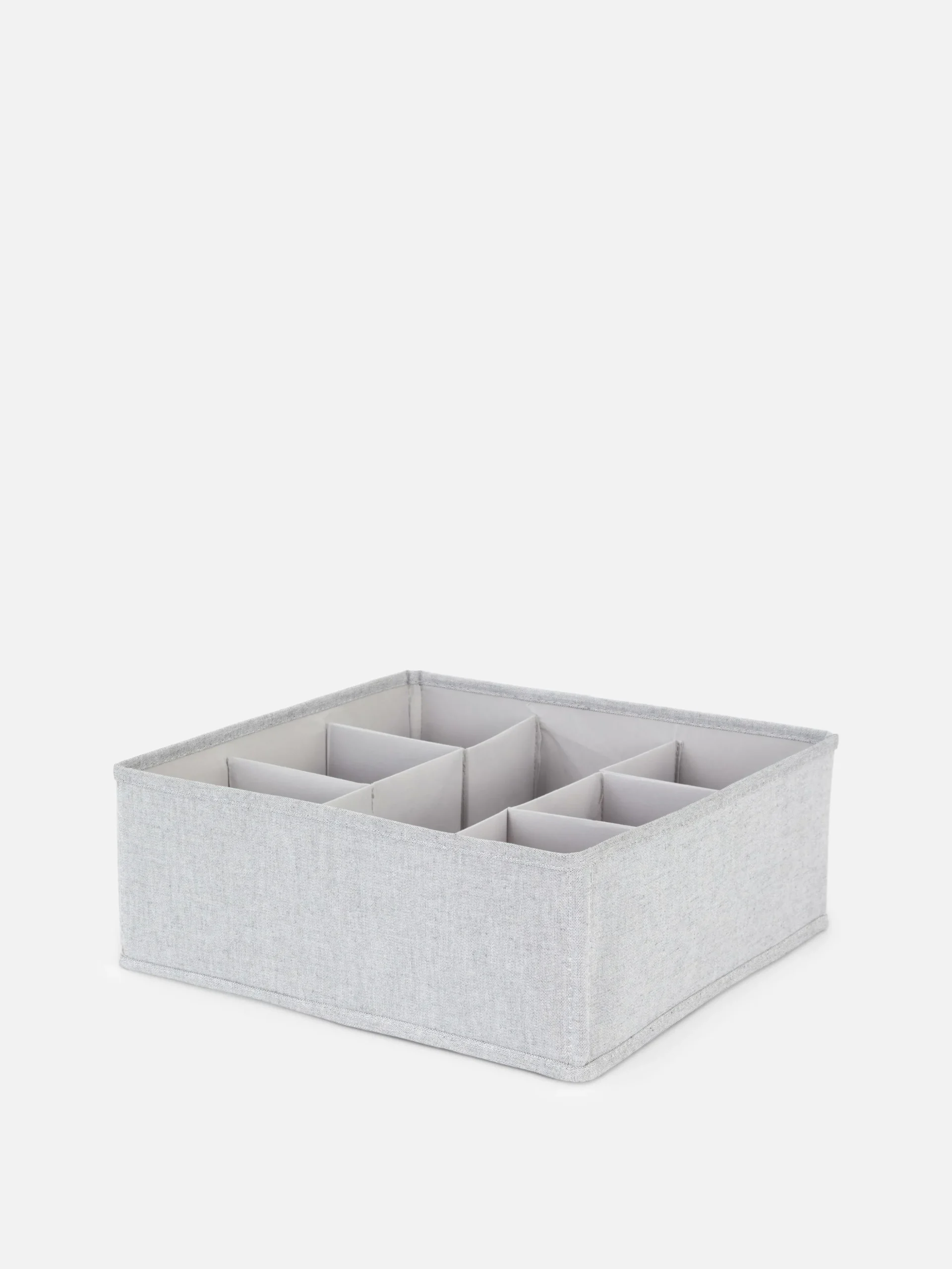 Option De Rangement De Taille Large Pour Vêtements