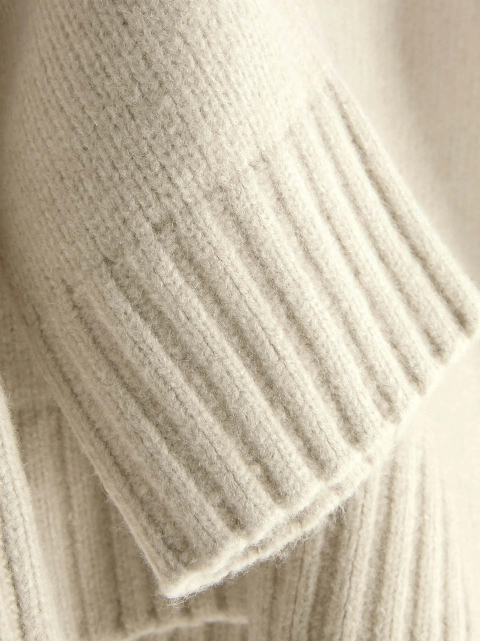 Pull Tricoté épais à Col En V