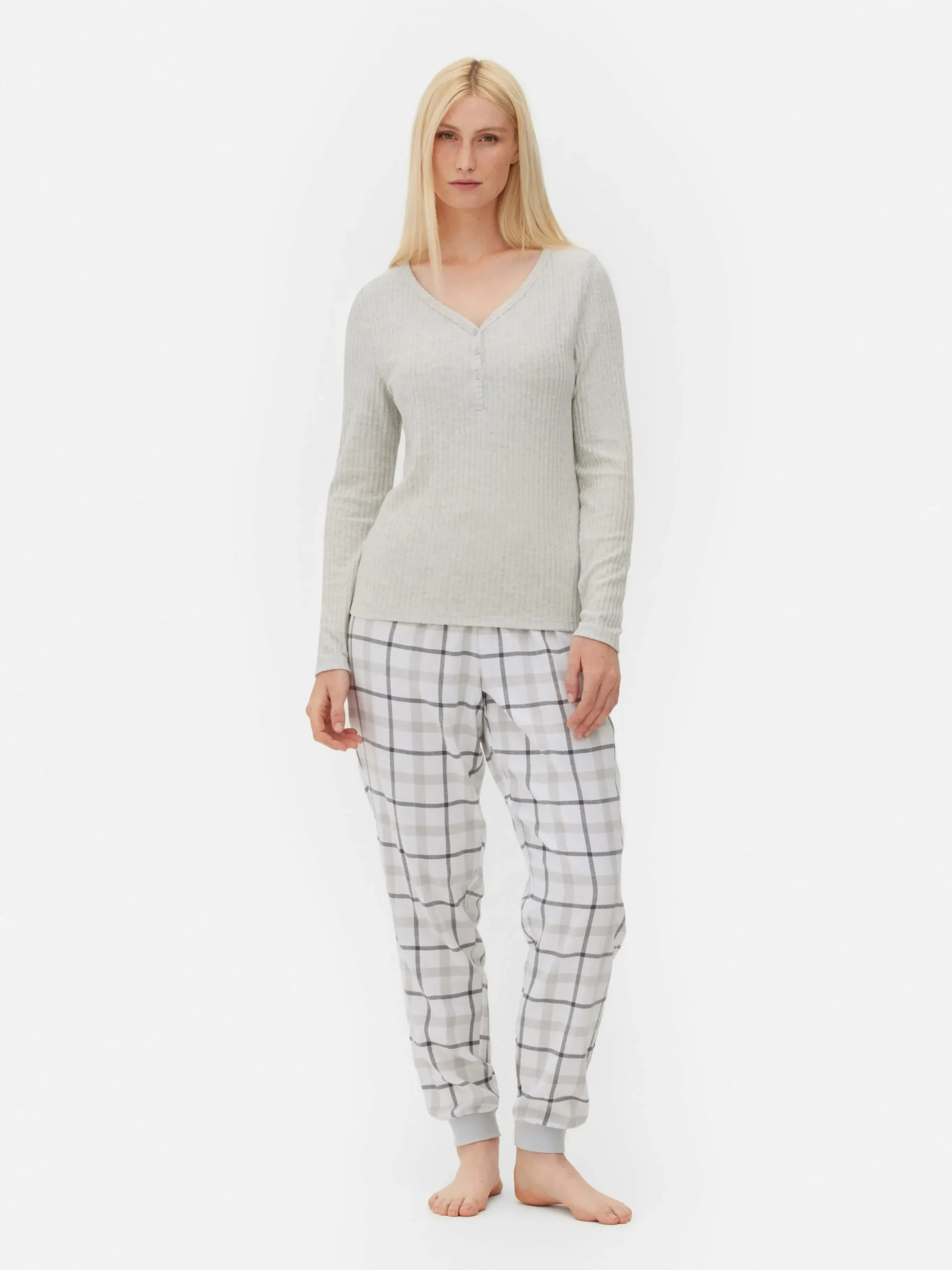Pyjama à Manches Longues Avec Bas à Carreaux