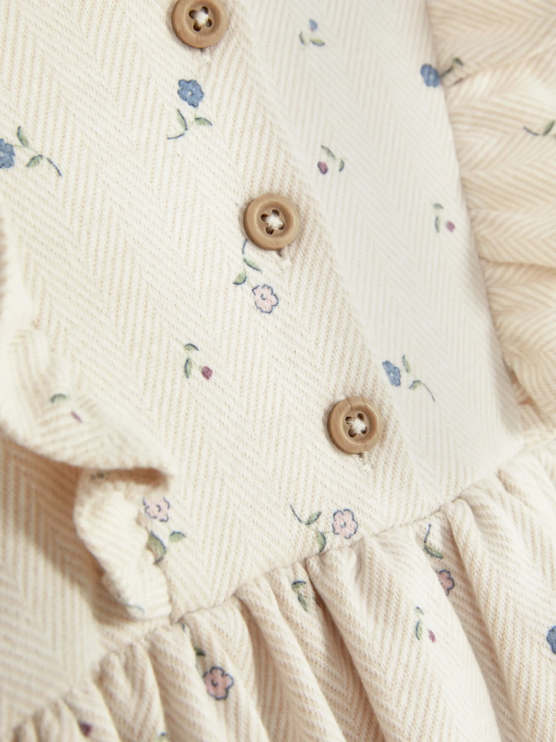 Robe à Petites Fleurs Et Volants