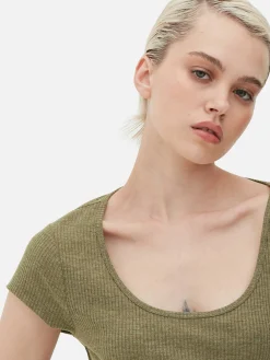 Robe Mi-longue Côtelée Et Décolletée