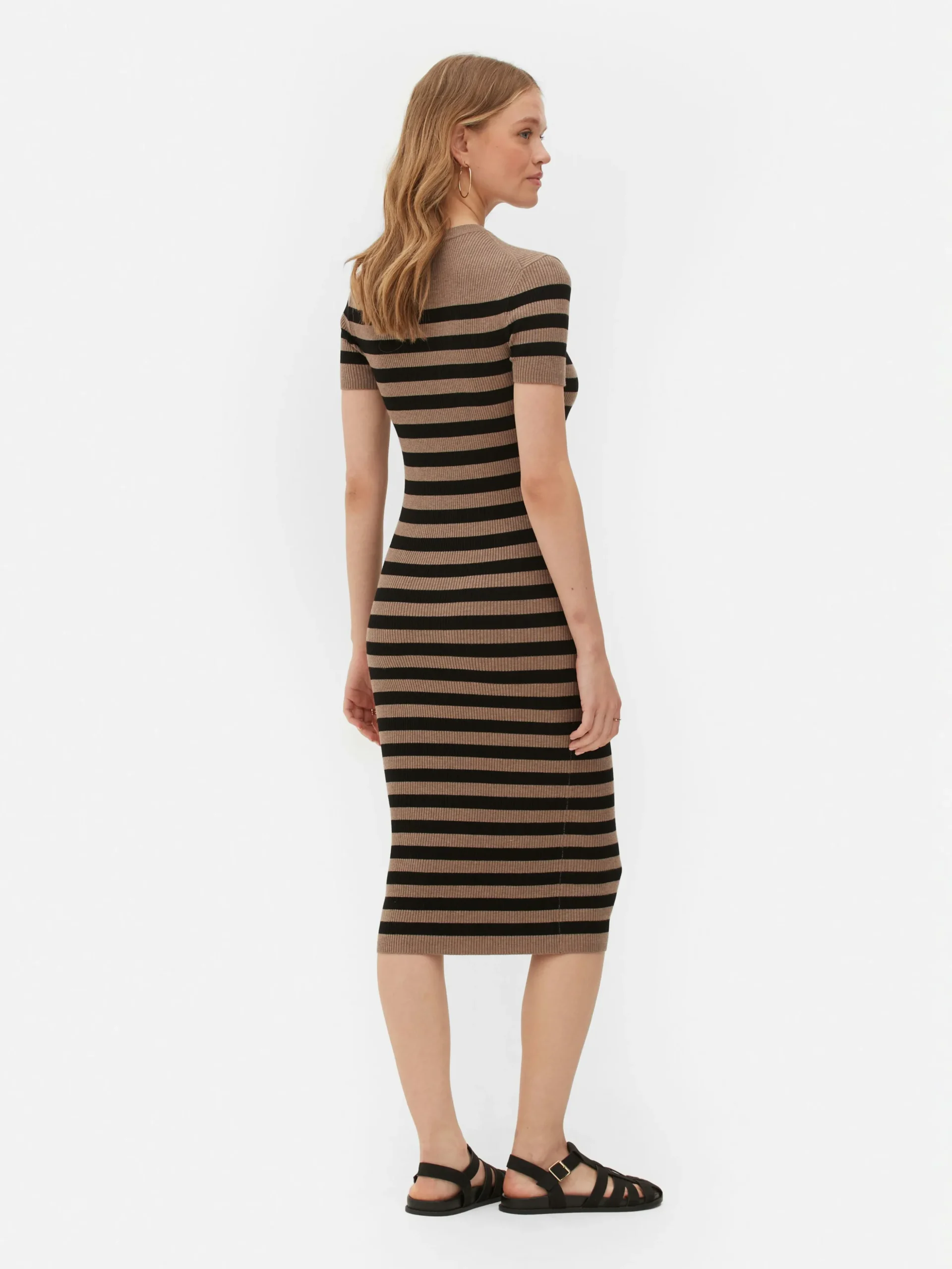 Robe-pull Mi-longue à Manches Courtes