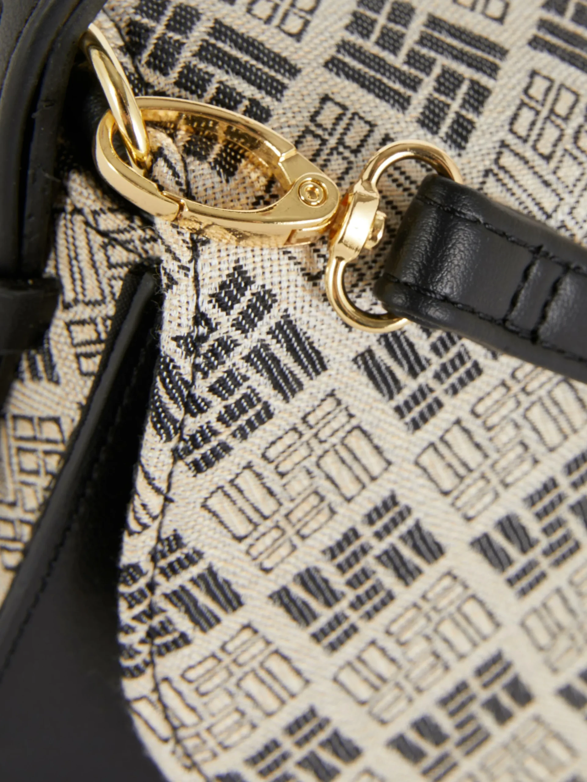 Sac Bandoulière à Rabat Monogramme