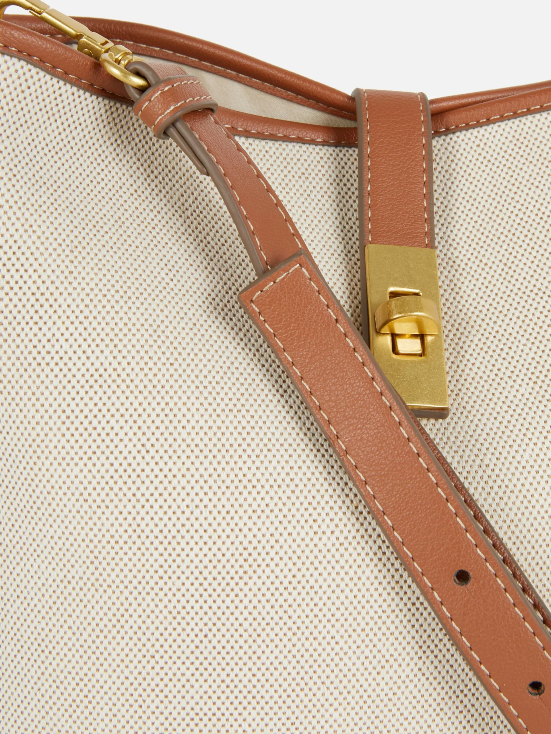 Sac Seau à Finitions En Simili Cuir The Edit