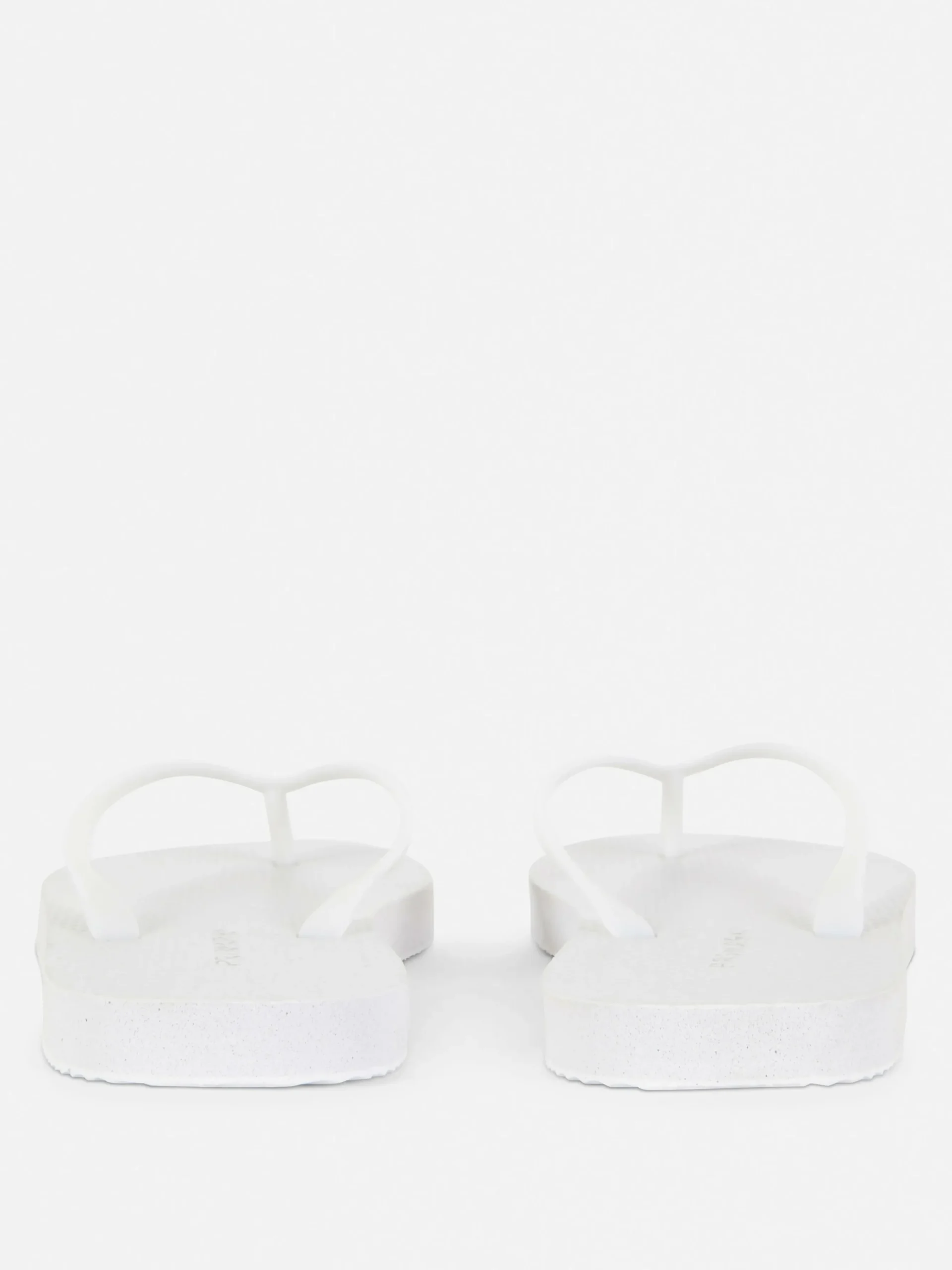 Tongs Plates Essential